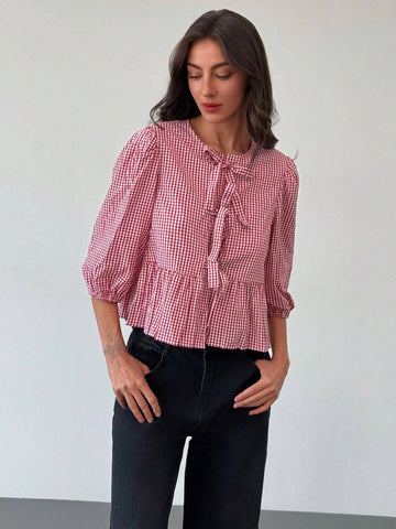 Aloruh Minimalist Business Crew Neck Cinched Cinched Waist 3/4 Sleeve Fitted Plaid Women Shirt