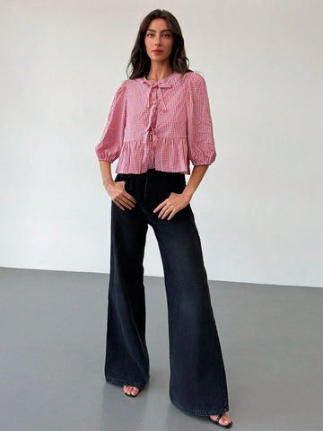 Aloruh Minimalist Business Crew Neck Cinched Cinched Waist 3/4 Sleeve Fitted Plaid Women Shirt