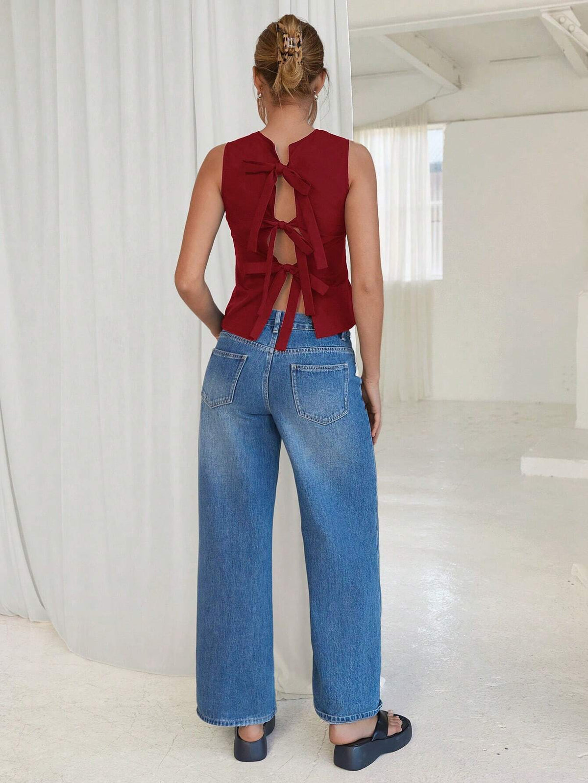 Solid Color Crew Neck Sleeveless Back Tie Simple Casual Top