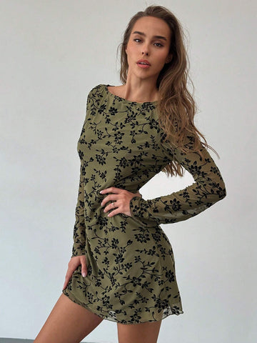 Women's Flocked Flared Sleeve Mini Casual Dress, Elegant Design