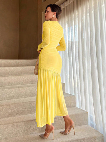 Women's Round Neck Pleated Ruffle Hem Long Sleeve Dress For Summer