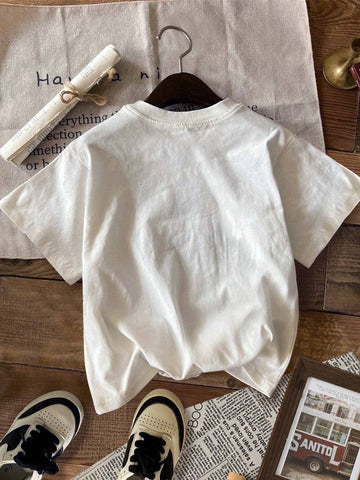 1pc Women Slim Fit Car Graphic White Crew Neck Short Sleeve T-Shirt, Casual Vintage Style