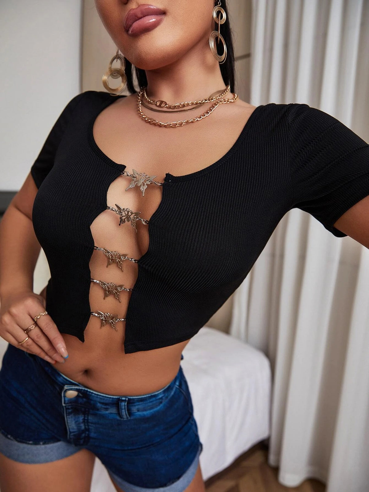 Butterfly Cut Out Front Rib-knit Top