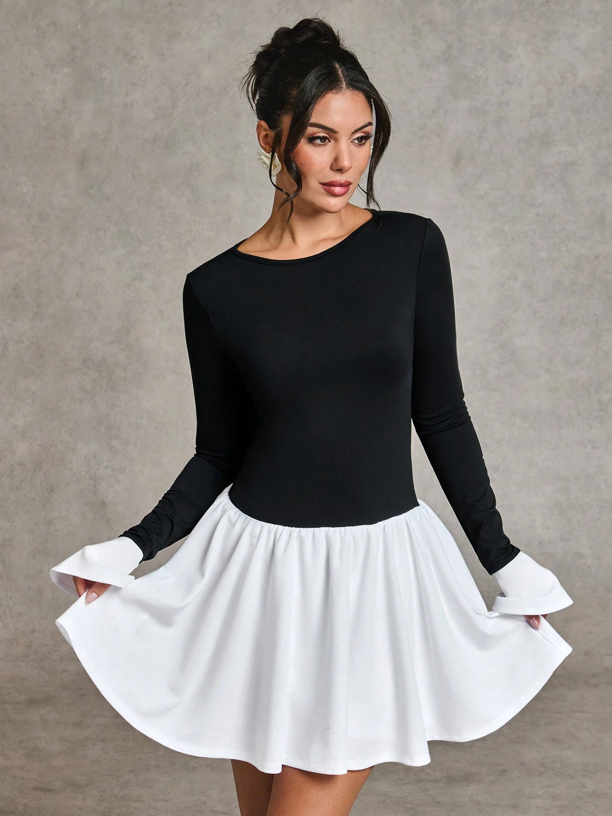 Elegant Black And White Contrast Color Long Sleeve Dress, Suitable For Daily Date, Travel, Nightclub