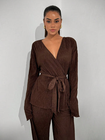 Fall Outfits For Casual Dates, Occasions And Parties - Elegant Women's Going Out Ensembles Including Long Sleeve Fitted Tops, Wrap-Style Pants