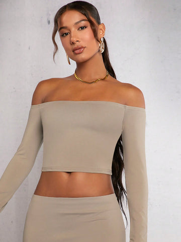 Off Shoulder Crop Top & Mermaid Hem Skirt