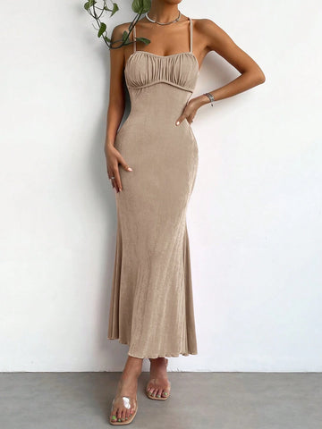Solid Color Pleated Fish Tail Hem Cami Dress