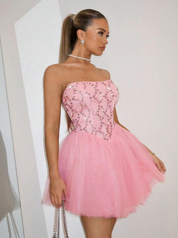 Summer Pink Plain Sweet & Romantic Dress, Ideal For Beach Vacation, Date, Wedding, Graduation, With Sexy Strapless Design, Lace Trim And Puffy Dress For Women