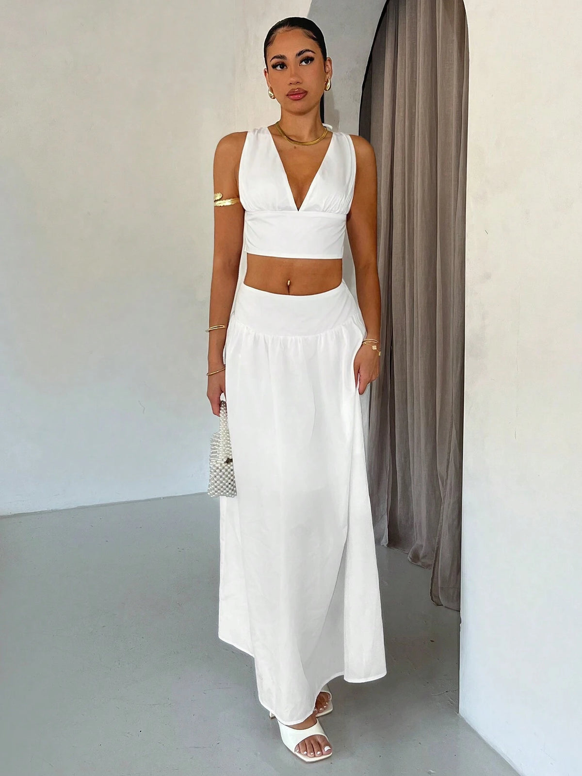 Summer Solid Color Graduation White Dress, V-Neck Sleeveless Top And Long White Skirt, Suitable For Wedding Guests, Summer