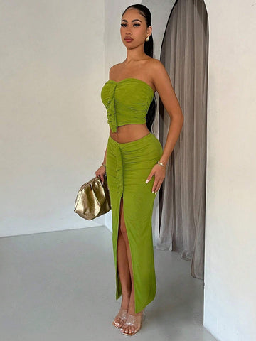 Women's Holiday Style Mesh Ruffled Ruched Strapless Solid Color Maxi Dress Set, Perfect For Date Or Graduation Season