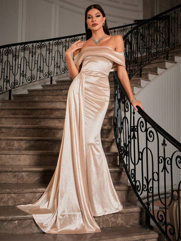 Women's Off Shoulder Ruched Draped Fish Tail Bridesmaid Evening Dress