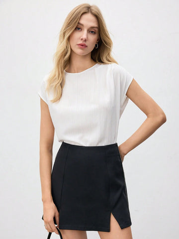 BIZwear Ladies' Solid Color Split Mini Skirt Shorts