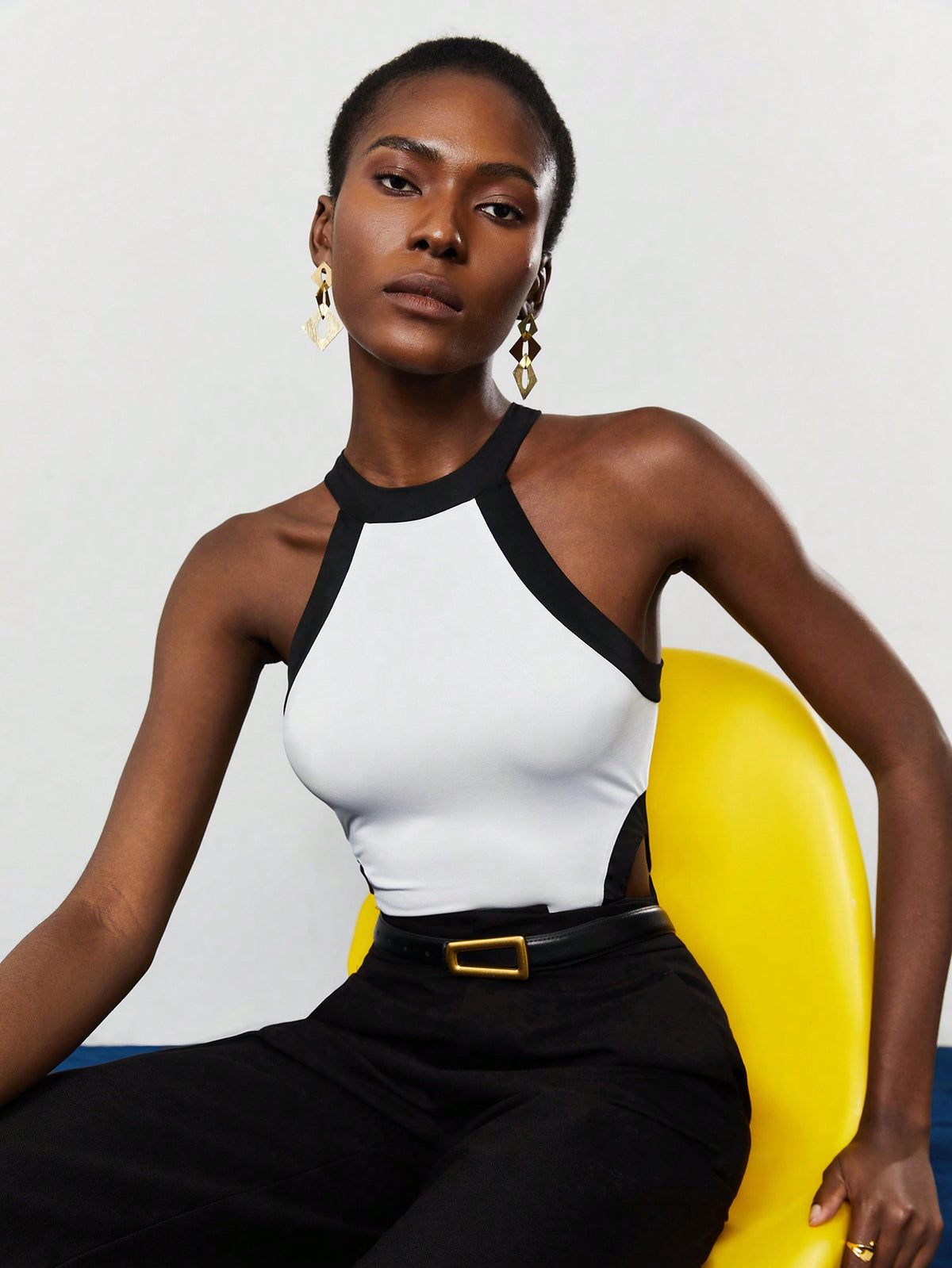 Women'S Color Blocking Bodysuit With Cut Out Waist Trim