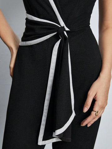 Women's Colorblock Lapel Collar Belted Jumpsuit With Piped Detail