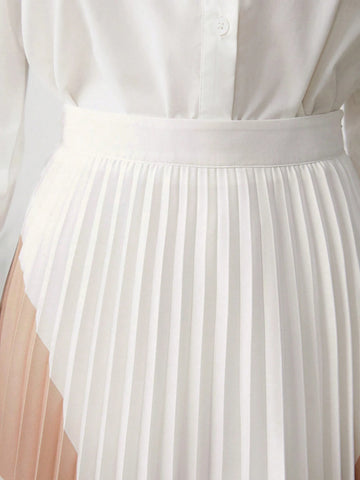 BIZwear Women's Contrast Color Pleated Hem Skirt