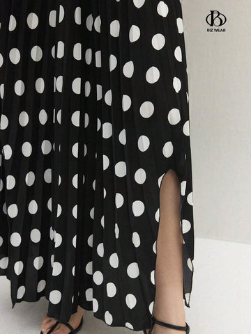 BIZwear Women's Polka Dot Print Casual Skirt With Side Slit Hem