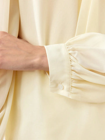 BIZwear Women's Simple Casual Faux Pearl Long Sleeve Shirt