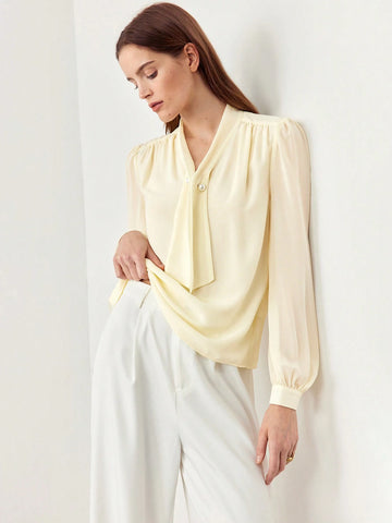 BIZwear Women's Simple Casual Faux Pearl Long Sleeve Shirt