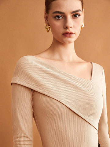 Women's Solid Color Asymmetrical Collar T-shirt