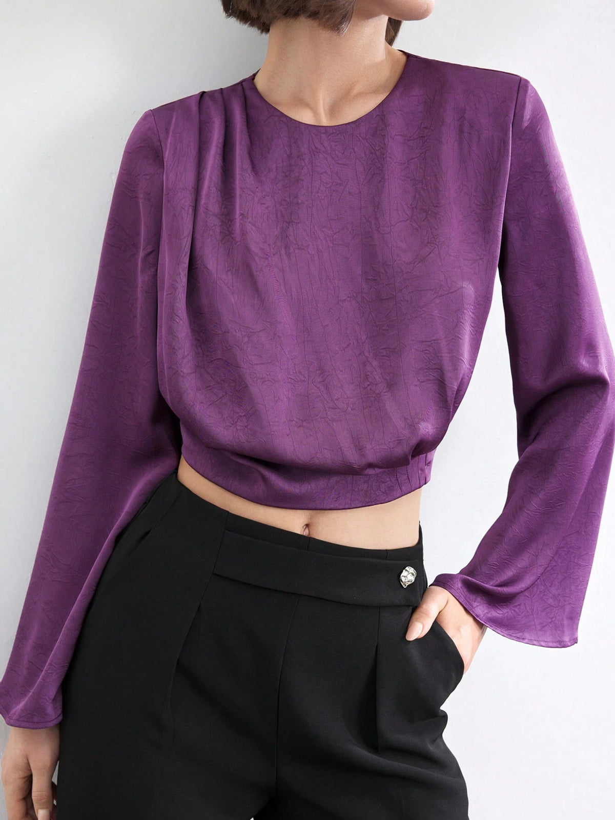 BIZwear Women's Solid Color Long Sleeve Casual Shirt, Minimalist & Fashion For Daily Wear