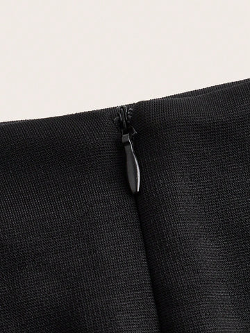 BIZwear Women's Solid Color Skirt