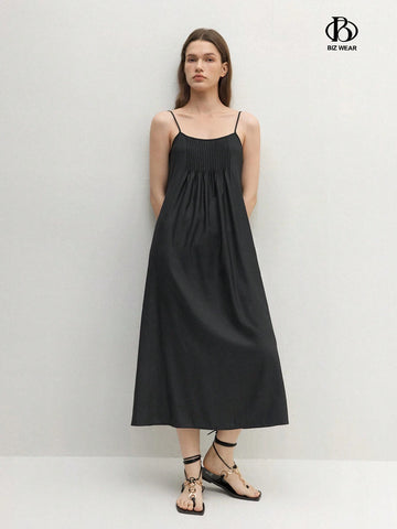 Women's Solid Color Spaghetti Strap Pleated A-Line Loose Dress