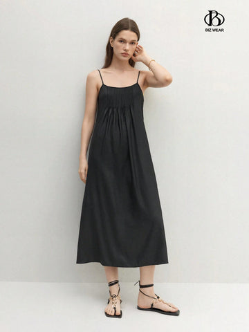 Women's Solid Color Spaghetti Strap Pleated A-Line Loose Dress