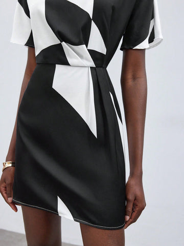 Women's Stand Collar Geometric Printed Short Sleeve Dress