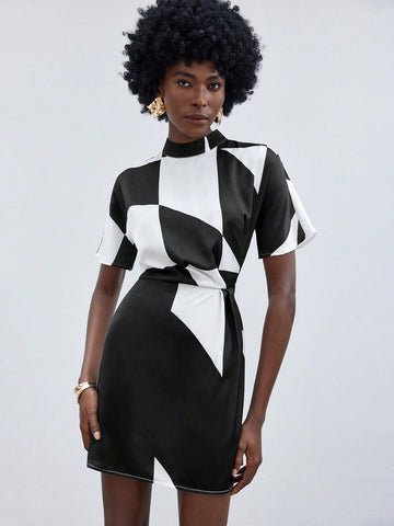 Women's Stand Collar Geometric Printed Short Sleeve Dress
