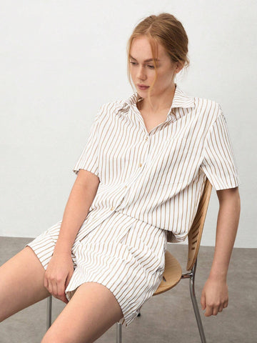 Women's Striped Print Short Sleeve Shirt And Casual Shorts Two-Piece Set
