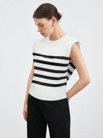 BIZwear Women's Striped Shoulder Pad Tank Top