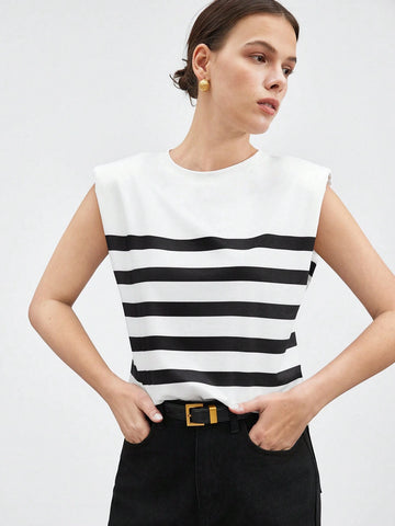 BIZwear Women's Striped Shoulder Pad Tank Top