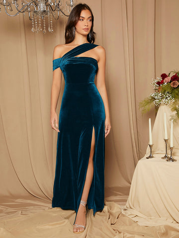 Asymmetrical Shoulder Split Thigh Velvet Bridesmaid Dress