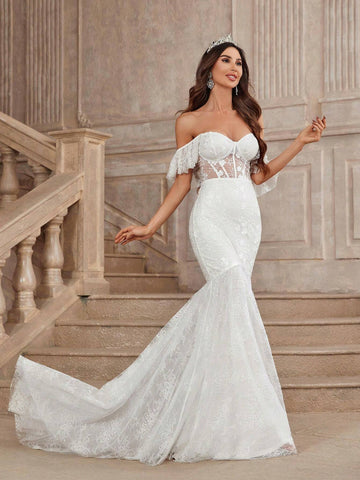 Is An Elegant, Gorgeous And Sexy Strapless Dress, With Off-Shoulder Ruffle Sleeves,  Fishnet Tulle Lace Mermaid Skirt Paired With A Long Train Wedding Dress