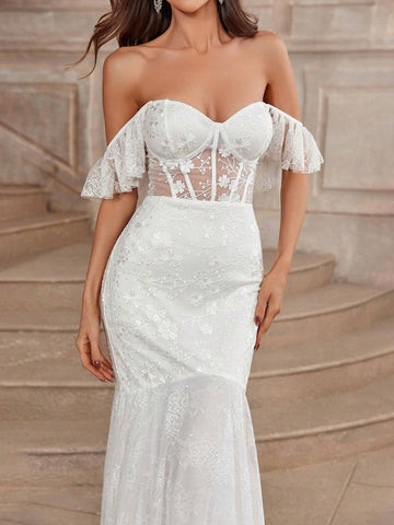 Is An Elegant, Gorgeous And Sexy Strapless Dress, With Off-Shoulder Ruffle Sleeves,  Fishnet Tulle Lace Mermaid Skirt Paired With A Long Train Wedding Dress