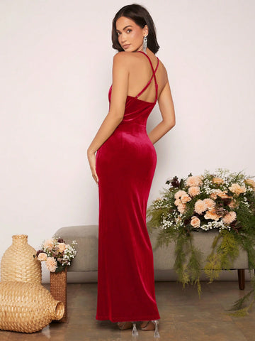 ridesmaid Dress With Sleeveless, Loose Neckline, High Slit And Pleated Hem