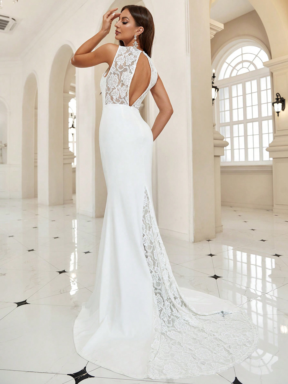 Contrast Lace Cut Out Backless Floor Length Wedding Dress
