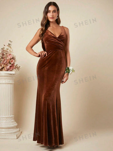 Crisscross Backless Velvet Bridesmaid Dress