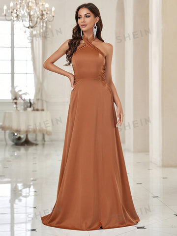 Crisscross Zipper Backless Halter Bridesmaid Dress