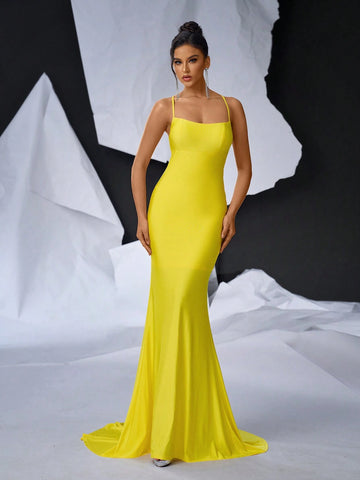 Elegant And Atmosphere Yellow Glossy Knit Dress, Featuring Slim Shoulder Straps,Perfect For Vacation, Prom, Wedding, Formal Events And Evening Party.