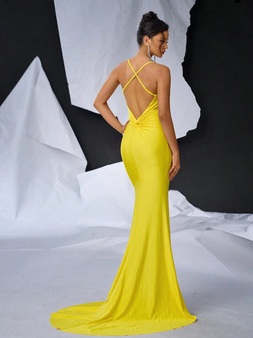 Elegant And Atmosphere Yellow Glossy Knit Dress, Featuring Slim Shoulder Straps,Perfect For Vacation, Prom, Wedding, Formal Events And Evening Party.