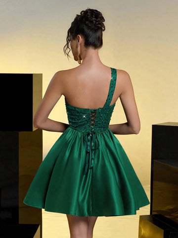 Elegant And Fashionable Dark Green Sequin Cut Satin One-Shoulder Pleated Bubble Skirt Suitable For Evening Bachelorette Party, Date, Birthday, Back-To-School Season, Prom Dress