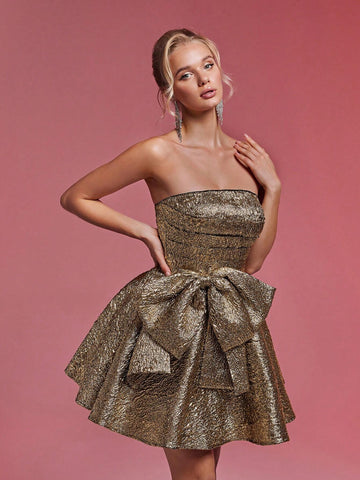 Elegant And Gorgeous Black And Gold Jacquard Fabric Tube Top Pleated Big Bow Big A-Line Short Style Suitable For Dinner Parties Back To School Season Dating Formal Prom Dress