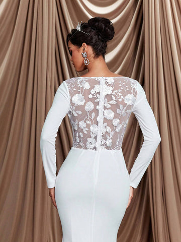 Elegant And Gorgeous Luxury Beige Embroidered Appliqué Lace Long-Sleeved V-Neck Tight Fishtail Skirt With Tail Suitable For Weddings, Events, Bachelor Parties, Vacations, Formal Balls, Bridal Wedding Dresses