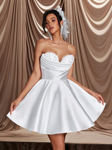 Elegant And Gorgeous Luxury Beige Strapless Strapless Beaded Embroidered Satin Ruffled Tutu Skirt With Large Skirt And Long Bow, Suitable For Wedding, Party, Prom, Vacation, Bridal Gift Shower Dress