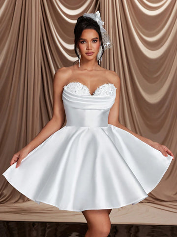 Elegant And Gorgeous Luxury Beige Strapless Strapless Beaded Embroidered Satin Ruffled Tutu Skirt With Large Skirt And Long Bow, Suitable For Wedding, Party, Prom, Vacation, Bridal Gift Shower Dress