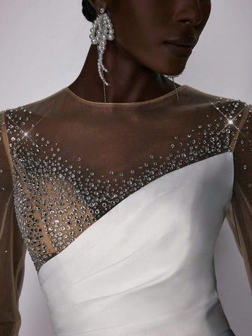 Elegant And Gorgeous White Luxury Handmade Hot Diamond Round Neck Long Sleeves Ribbon Pleats Oversized Skirt Wedding Festival Wedding Dress