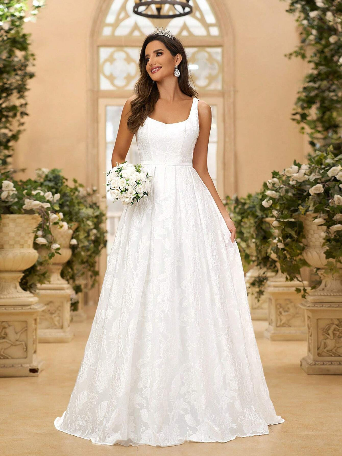 Elegant Luxurious Palace Jacquard Satin High Waist Fitted A-Line Floor Length Wedding Dress Bridal Dress