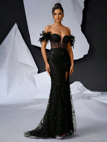 Elegant And Luxurious Black Off Shoulder Deep V-Neck Chest Cup Feather  Graduation Season, Wedding Season, And Other Formal Occasions. (Sleeve Cuffs Are Made Of Real Turkey Feathers)