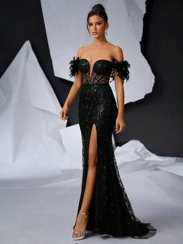 Elegant And Luxurious Black Off Shoulder Deep V-Neck Chest Cup Feather  Graduation Season, Wedding Season, And Other Formal Occasions. (Sleeve Cuffs Are Made Of Real Turkey Feathers)